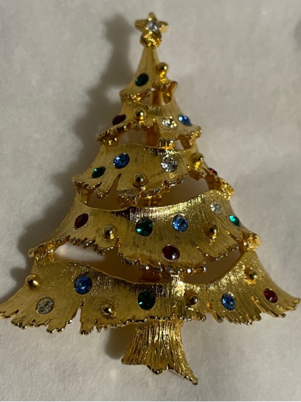 Vintage 1960’s Signed JJ for Jonette Jewelry Gold Tone Holiday Tree Brooch